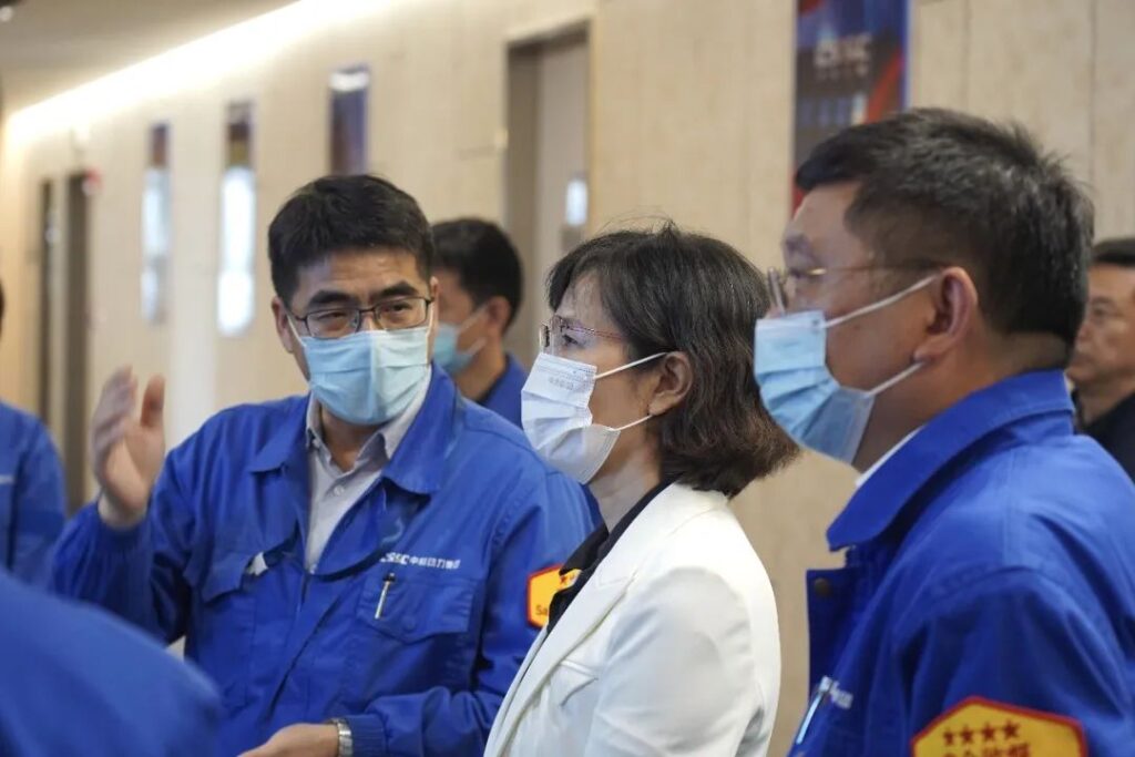 中国船舶集团党组成员、总会计师贾海英 到中船动力集团调研指导工作